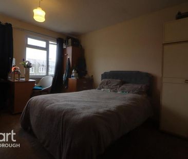 3 bedroom end of terrace house to rent - Photo 6