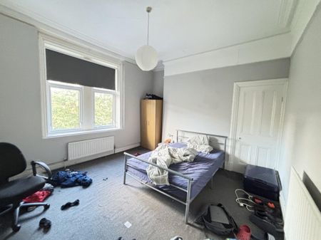 19 Flat 3 Cardigan Road, Leeds, LS6 3AE - Photo 4