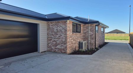 44 Debridge Street, Ravenwood - Photo 4