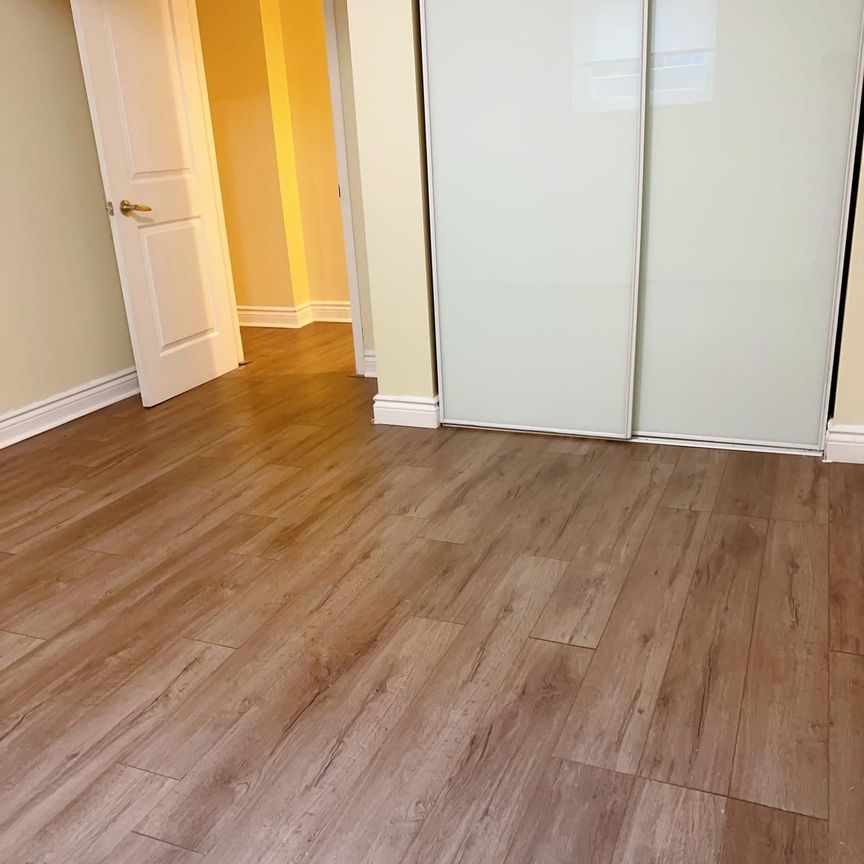 For Lease - 297 Vaughan Road Unit# C, Toronto, Ontario - Photo 1