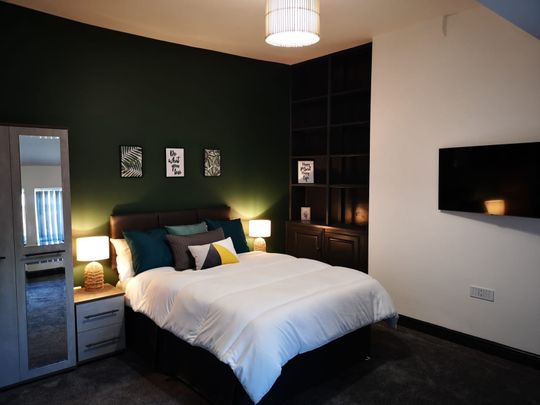 Brand New Luxury Studios & Double En-suite Rooms - Photo 1