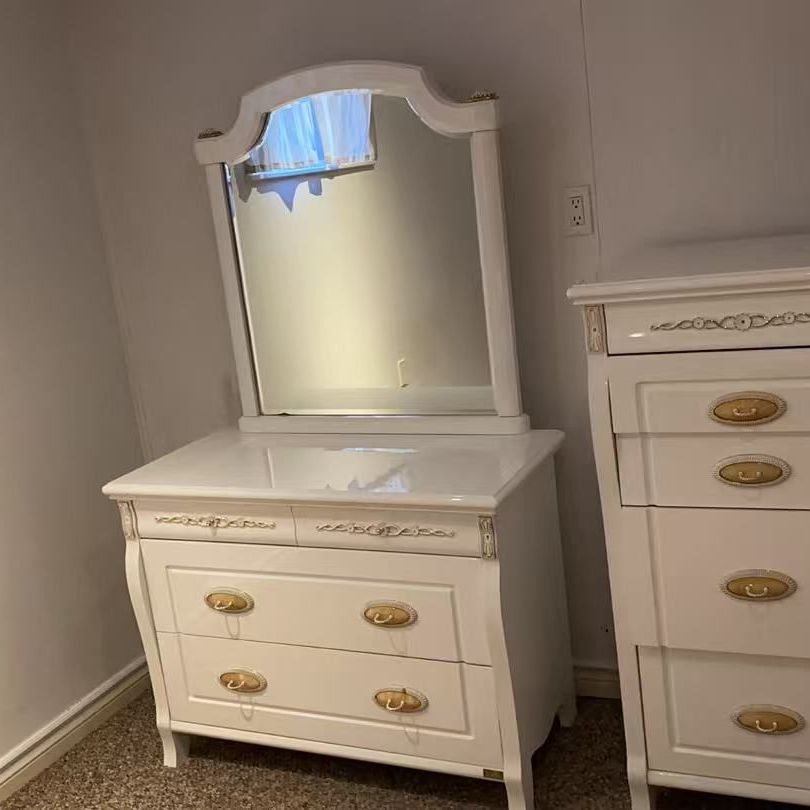 For Lease - 122 Brentcliffe Road, Toronto, Ontario - Photo 1