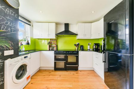 1 bedroom flat to rent - Photo 4