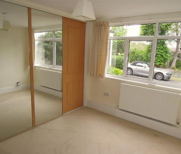 Langley Park Road, South Sutton, Surrey, SM2 5HA - Photo 4