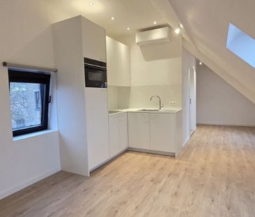 Appartement te huur in Brugge voor € 695 met 1 slaapkamer - Foto 2