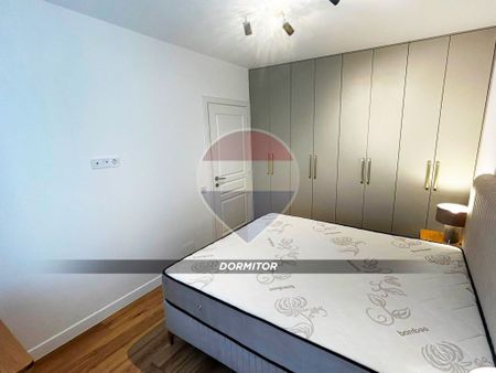 De închiriat: Apartament 2 camere, bloc nou + loc de par... - Photo 3