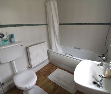 96 School Street, Church Gresley, Swadlincote, Derbyshire DE11 9QZ - Photo 2