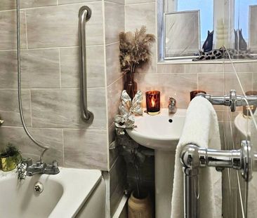 Tulse Hill, London, SW2 3BZ - Photo 6