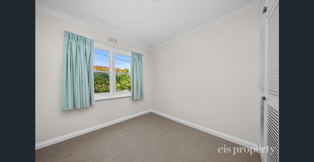Family Friendly Home In Peaceful Bushland Setting - Photo 1