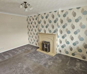 2 bedroom semi-detached bungalow to rent - Photo 3
