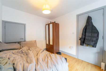 6 bedroom house to rent - Photo 4