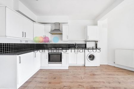 Stanley Road - Photo 3