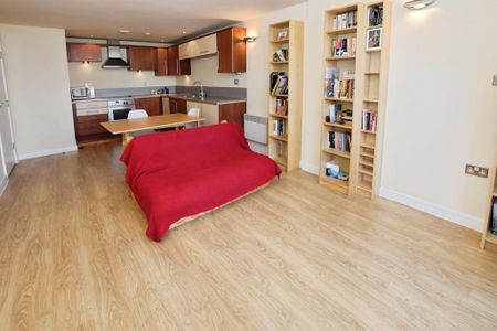 1 bedroom flat to rent - Photo 3