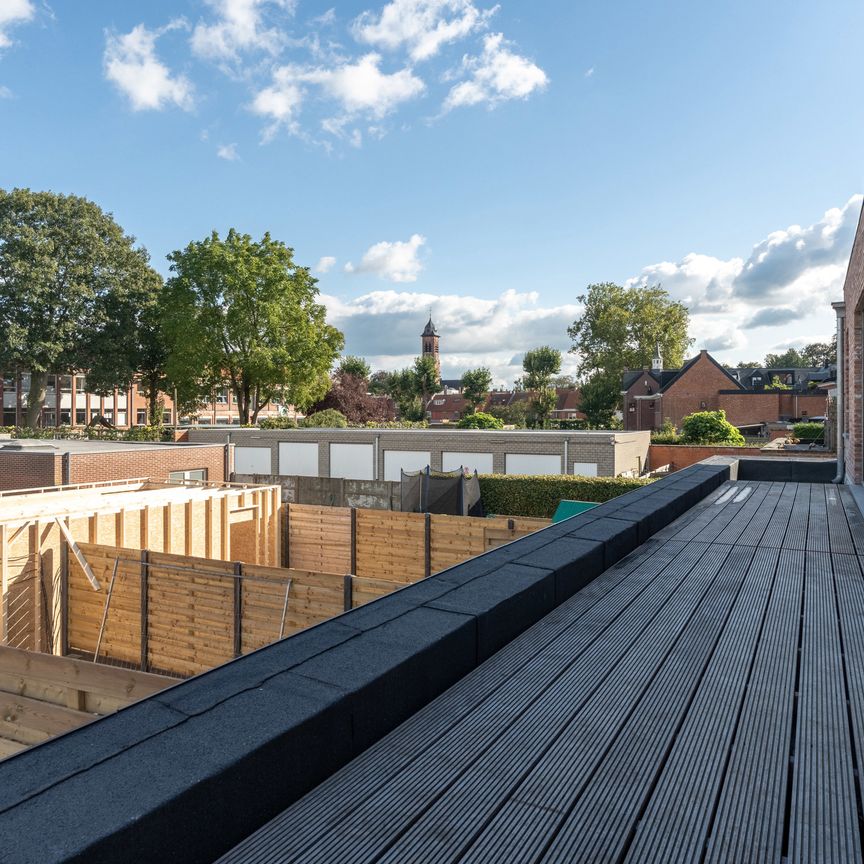 Nieuw 2-slpk appartement met terras en carport te Turnhout. - Photo 1