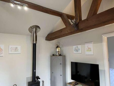 Worthing Road, RH13 - Photo 4