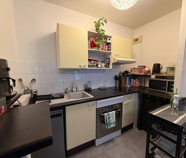 Location Appartement 2 pièces 44m² LA ROCHELLE 17000 - Photo 3