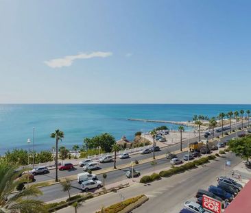 Alquiler de piso en Avenida del Sol - Photo 1