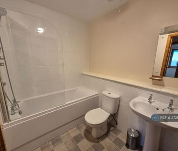 1 bedroom flat to rent - Photo 6
