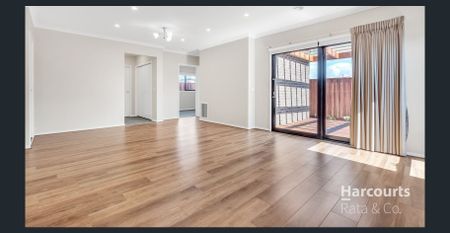 Modern Living - Photo 3