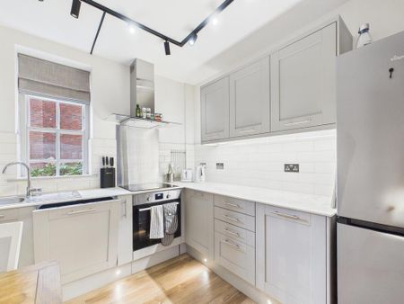 2 bedroom flat to rent - Photo 3