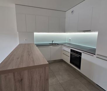 4.5 Zimmer, 94 m², 6. Stock - Photo 2