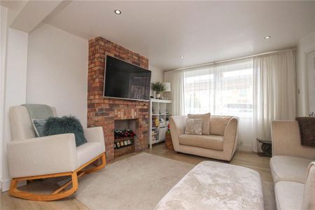 3 bedroom terraced house to rent - Photo 2