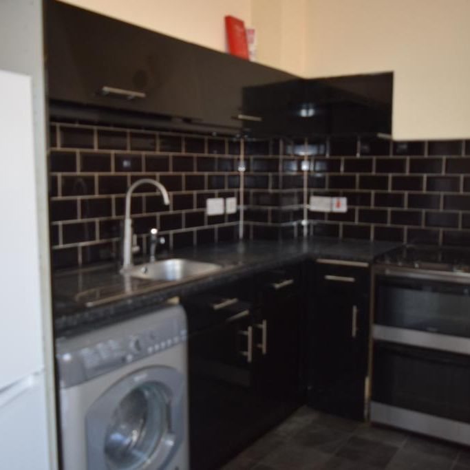 2 bedroom house to rent - Photo 1