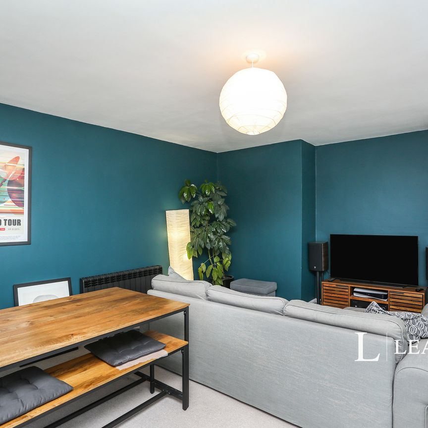 2 bedroom apartment to rent Hillmore Court, 32 Belmont Hill, London, SE13 - Photo 1