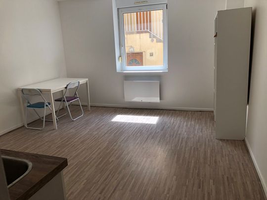 Location Appartement 1 pièce 21m² - Photo 1