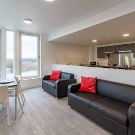 Standard Ensuite - Photo 1