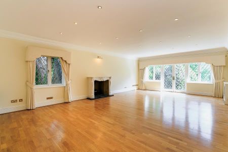 5 bedroom detached house to rent - Photo 3
