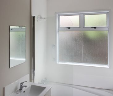 2/50 Wellington Street, Phillipstown - Photo 4