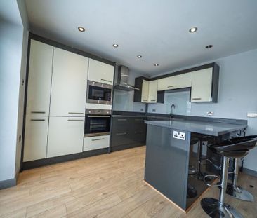 2 bedroom semi-detached house to rent - Photo 5