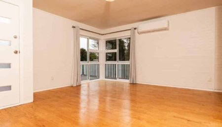 3 Bedroom plus Study in Beach Haven - Photo 2