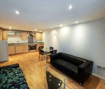 2 bedroom flat to rent - Photo 1