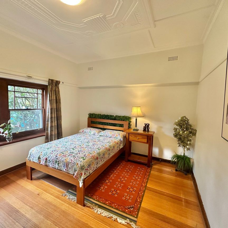 Camberwell - Photo 1