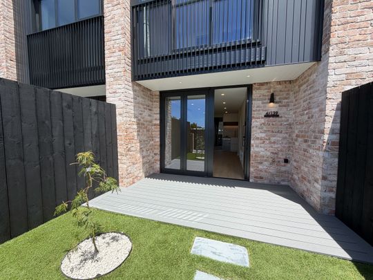 3 Bedrooms on Tirimoana Rd - Photo 1