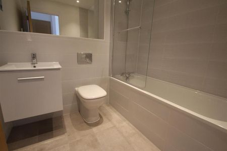 3 bedroom terraced house to rent - Photo 2