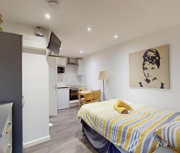 Studio to rent - Photo 4