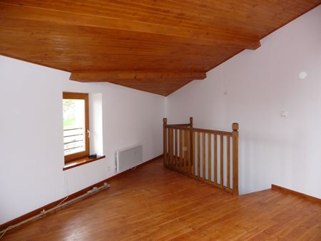Location Maison 3 pièces 51m² ST BONNET LE CHATEAU 42380 - Photo 5