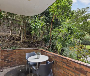 An Interwar Art Deco Wonder on the Yarra Edge - Photo 2