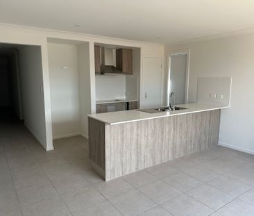 Brand New 3 Bedroom, 2 Bathroom Home in Prime Location - Photo 5