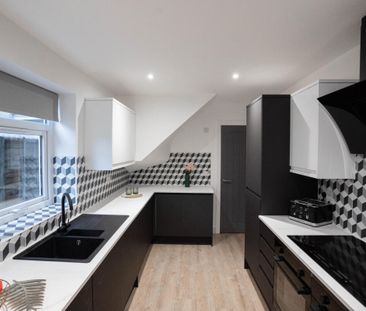 Telephone #68 - Photo 4