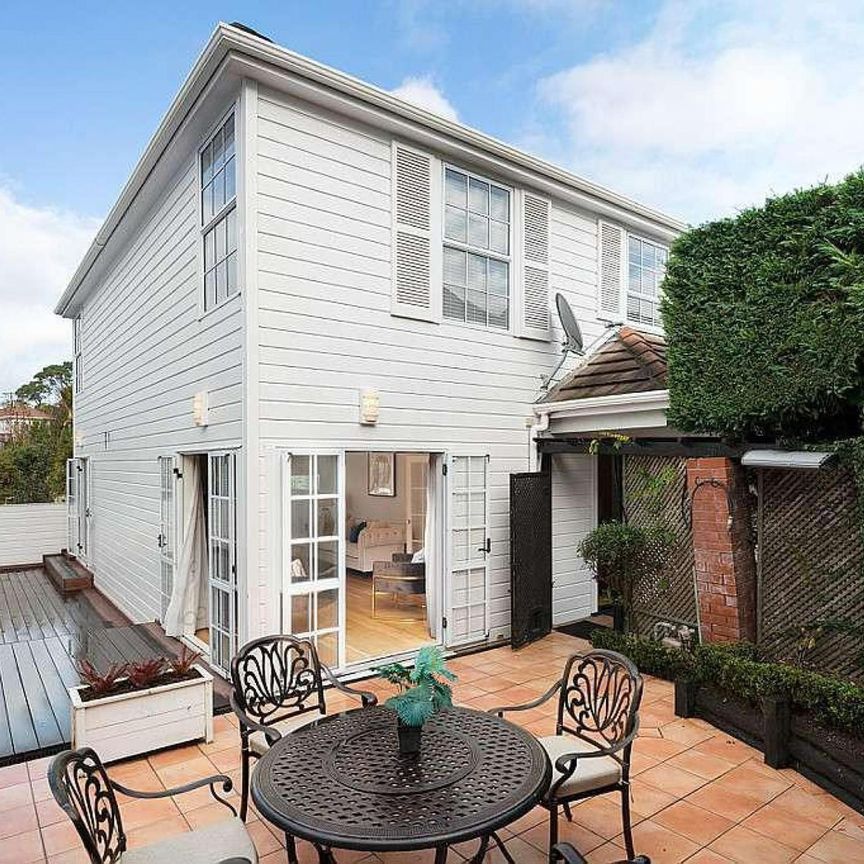 Grammar Zone - Photo 1