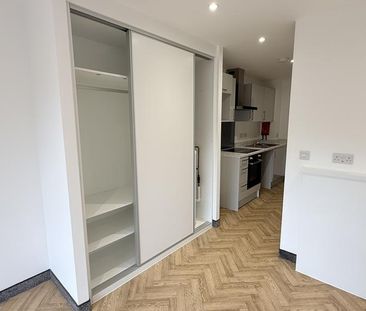 Studio to rent - Photo 5