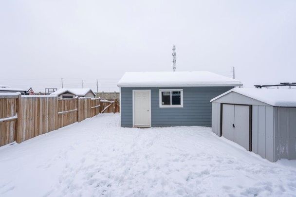 UNISON 3+1 BEDROOM SINGLE FAMILY HOME IN MAHOGANY - Photo 1