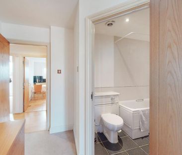 3 bedroom apartment to rent - Photo 2