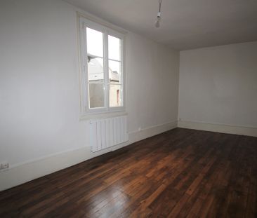 Location Appartement 2 pièces 38m² DECIZE 58300 - Photo 3