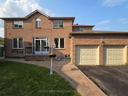 Property For Lease | W9268108 - Photo 2