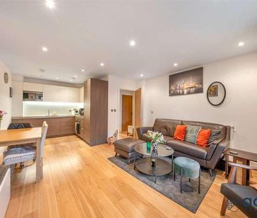 Arrandene Apartments, Silverworks Close, London, NW9 - Photo 1